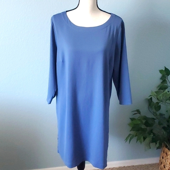 J. Jill Tops - J JILL wearever easy care long tunic soft blue 3/4 sleeves size large